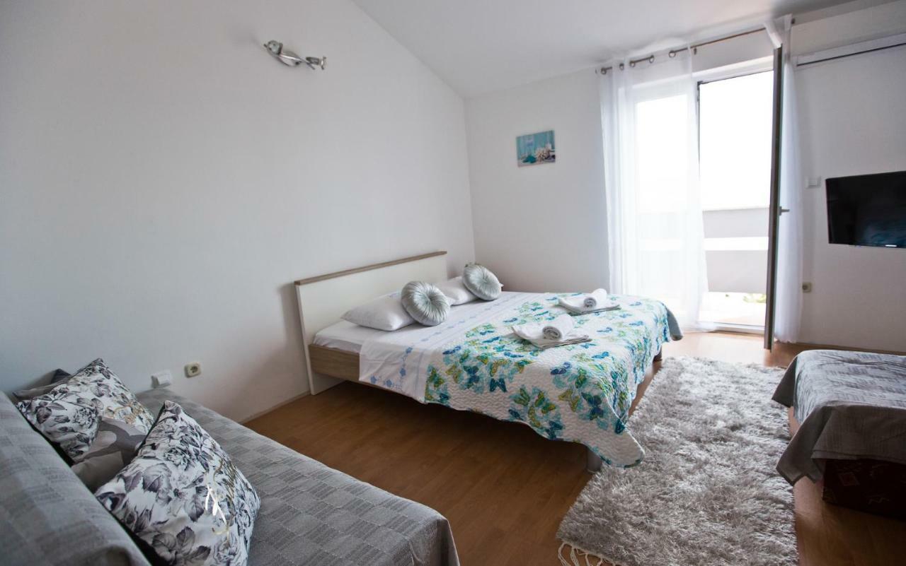 Apartments Rudi Lokva Rogoznica Bagian luar foto